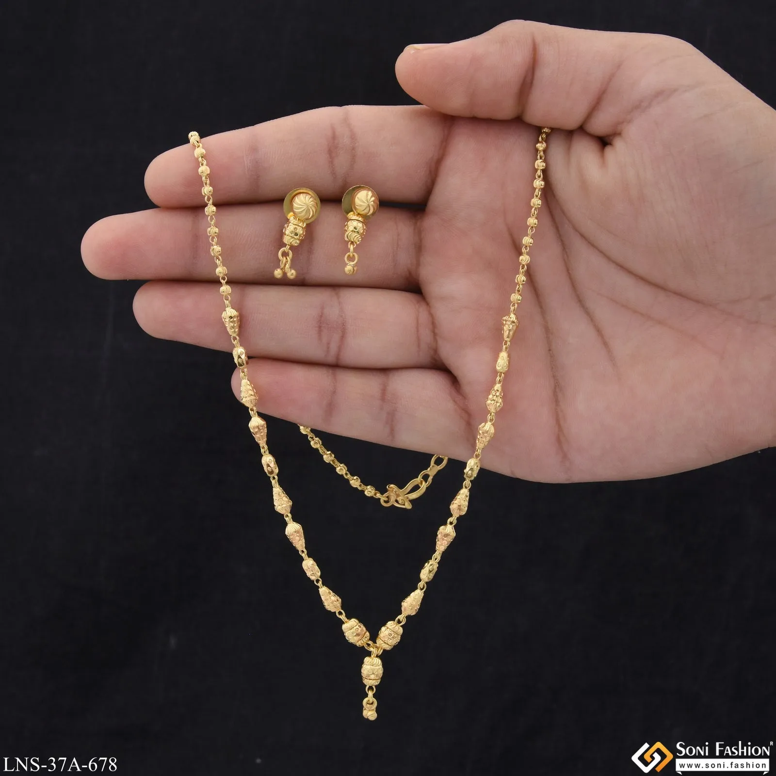 1 Gram Gold Plated Decorative Design Necklace Set for Ladies - Style A678