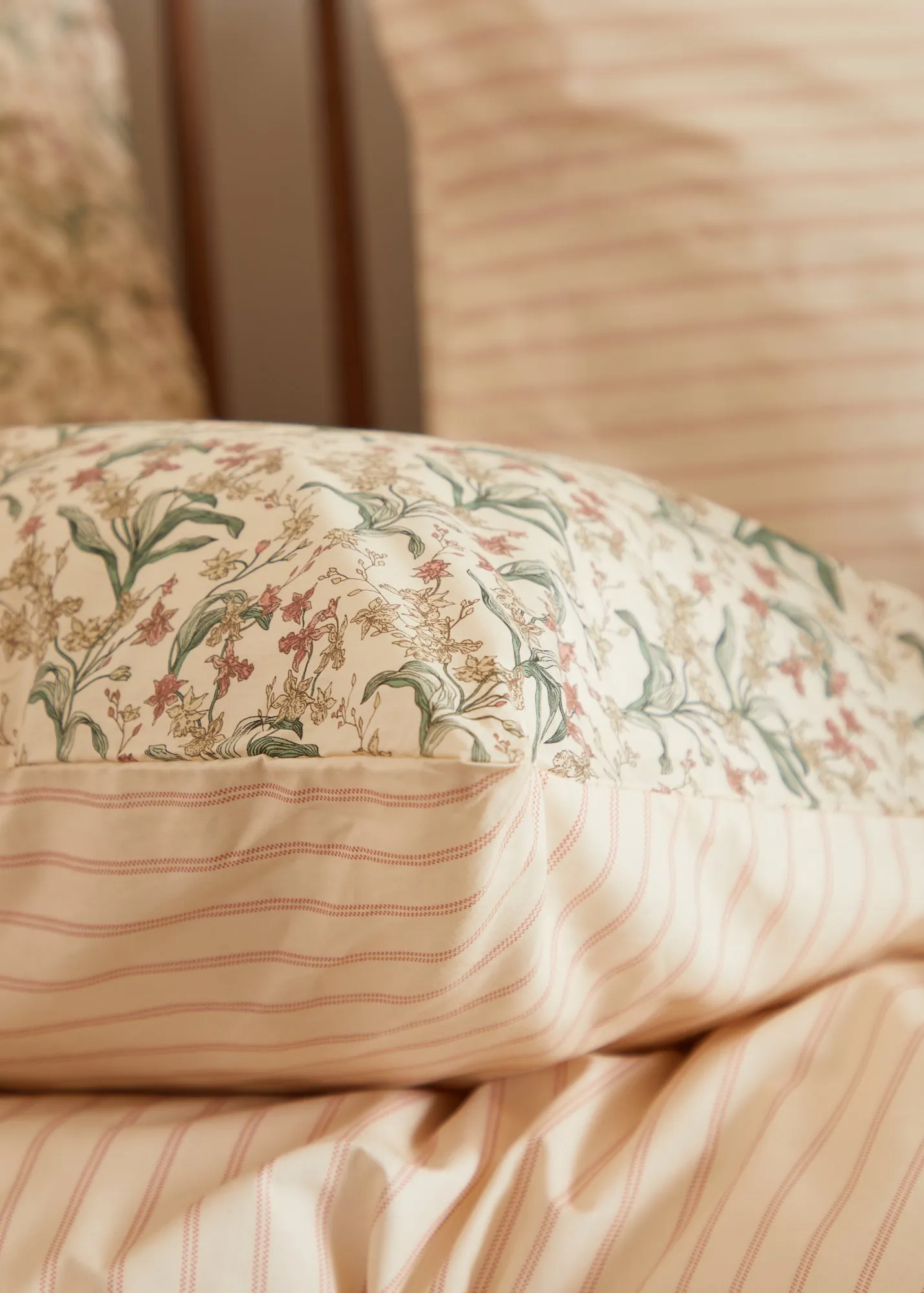 Foxford Romantic Blossom  Pillowcase Set