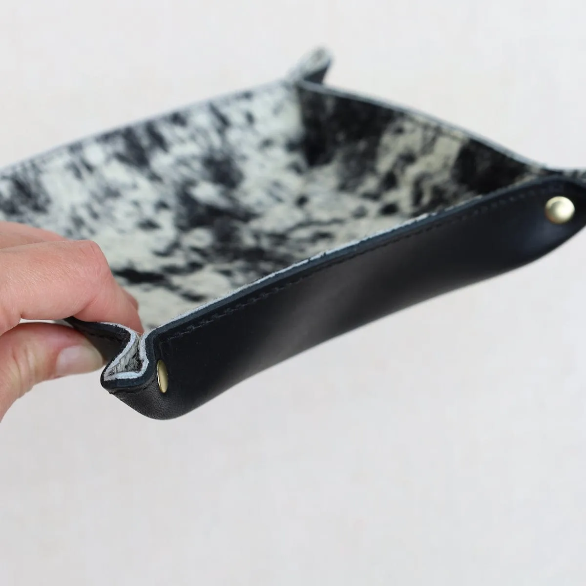 Leather Valet Tray in Black & Salt & Pepper