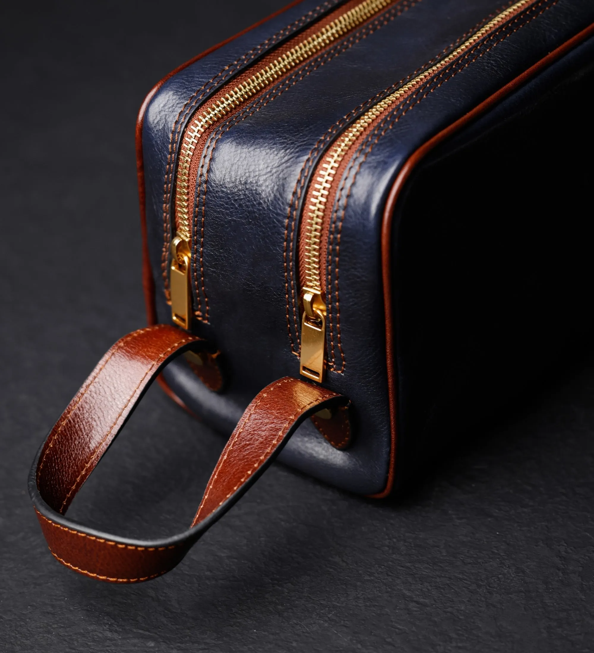 Womens Leather Cosmetic Bag Dopp Kit - All the Kings Men